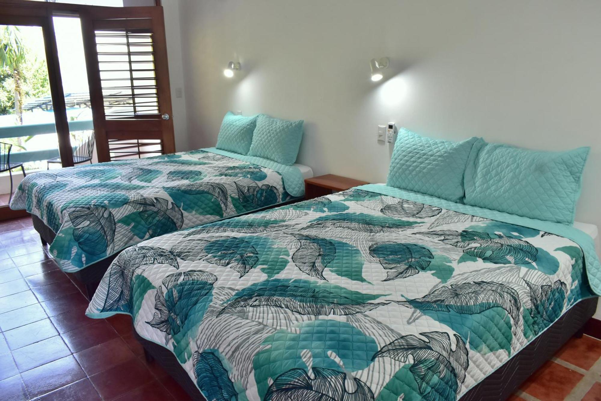 Hotel Planeta Sano Manuel Antonio Luaran gambar