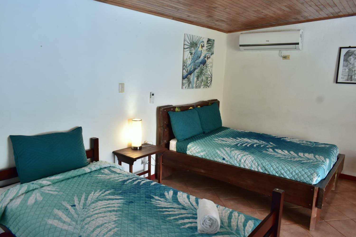 Hotel Planeta Sano Manuel Antonio Luaran gambar