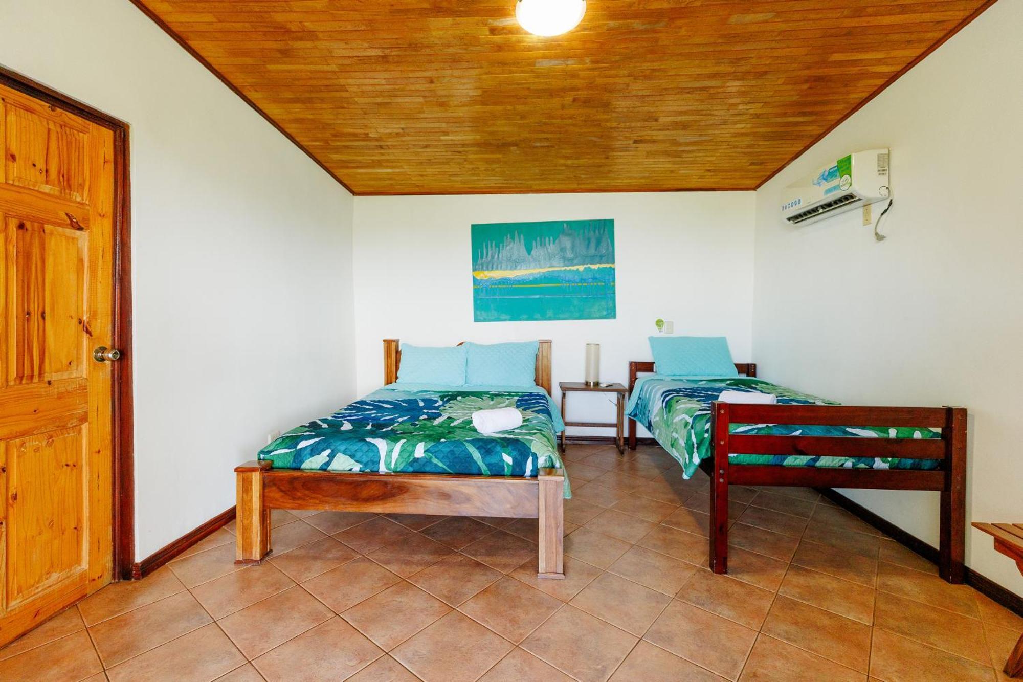 Hotel Planeta Sano Manuel Antonio Luaran gambar