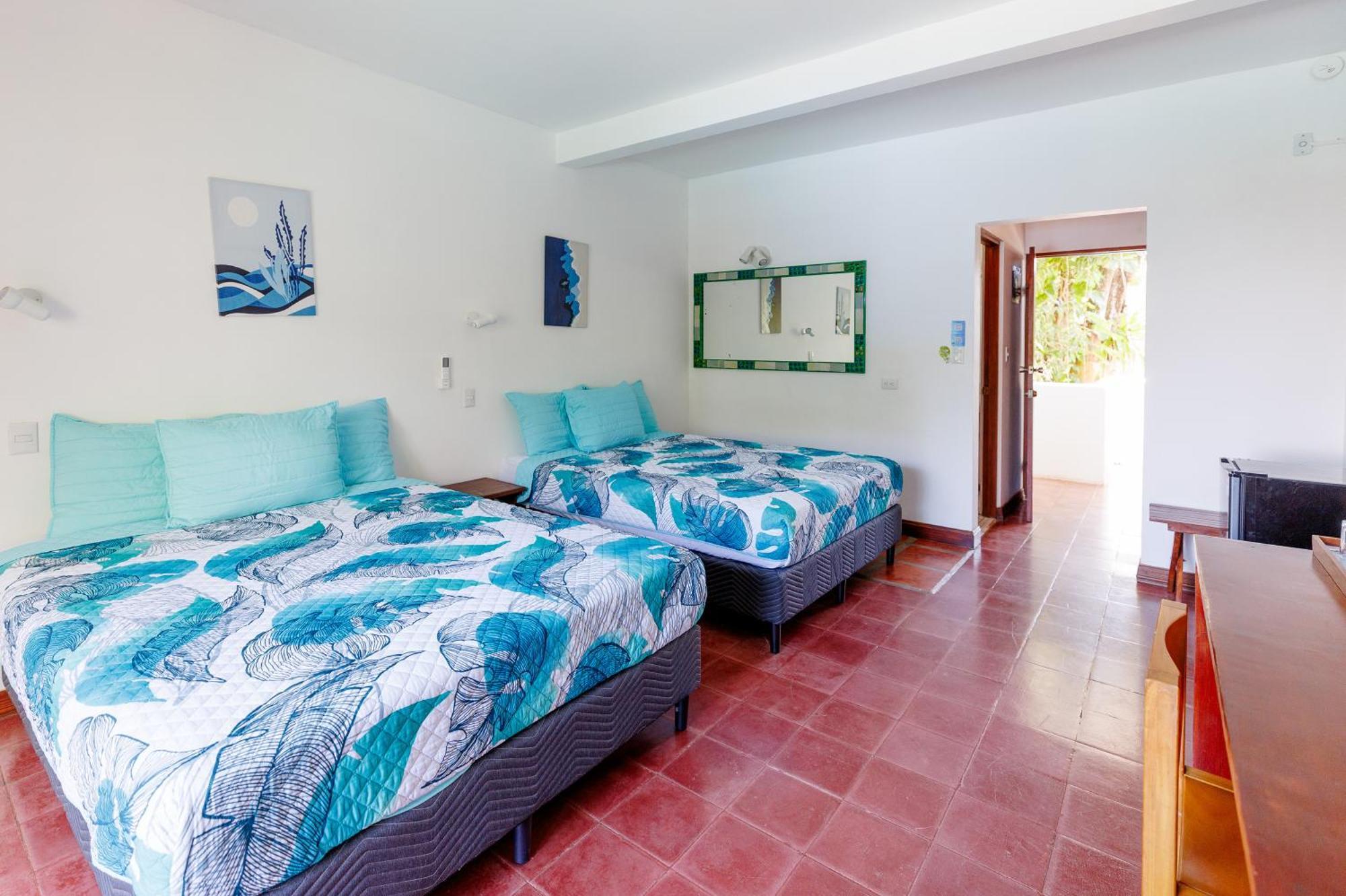 Hotel Planeta Sano Manuel Antonio Luaran gambar